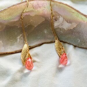 Rose Quartz and gold filled 18k one of a kind earrings.